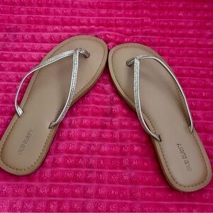 Old Navy Metallic Silver Women's Sandals